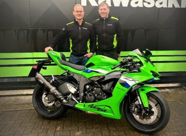 Kawasaki UK Teams Up With James Whitham Track Training Days